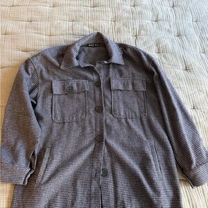 Motel Rocks Black and Gray houndstooth shirt jacket. Size M